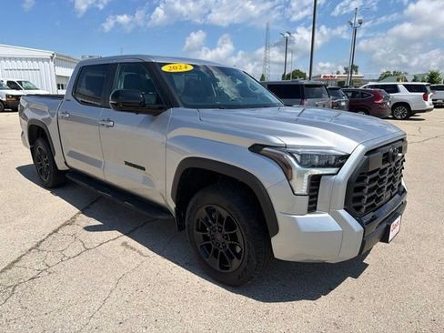Used 2024 Toyota Tundra Limited w/ TRD Off-Road Package AWD/4WD image 8