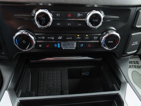 New 2026 Ford F350 Platinum AWD/4WD image 28