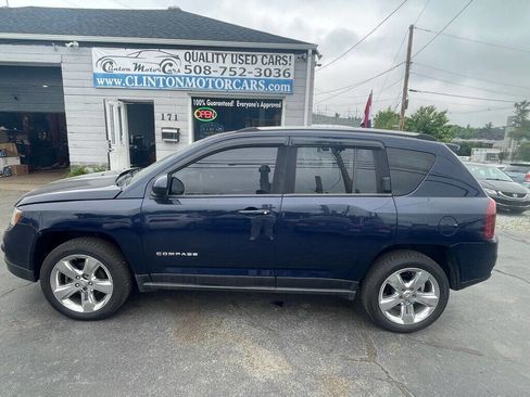 Used 2016 Jeep Compass Latitude image 2