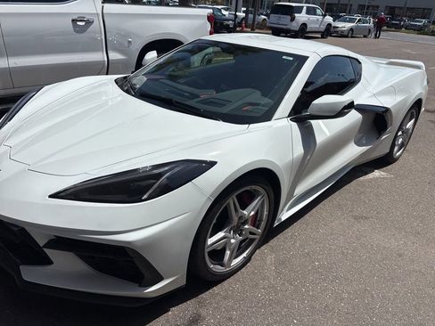 Used 2020 Chevrolet Corvette Stingray Preferred Cpe w/ 2LT Preferred Equipment Group RWD image 1