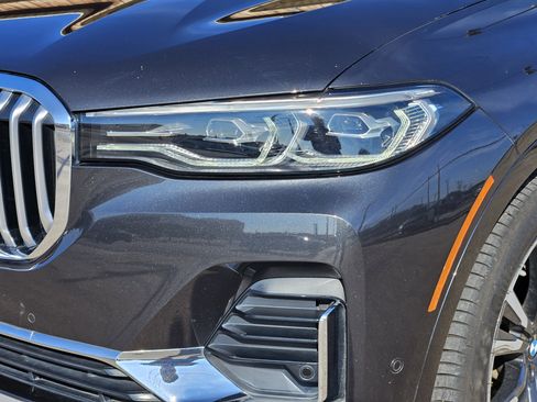Used 2020 BMW X7 xDrive40i w/ Premium Package image 11