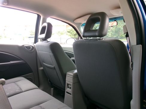 Used 2006 Chrysler PT Cruiser FWD image 27