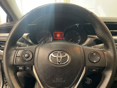 Used 2014 Toyota Corolla S image 16