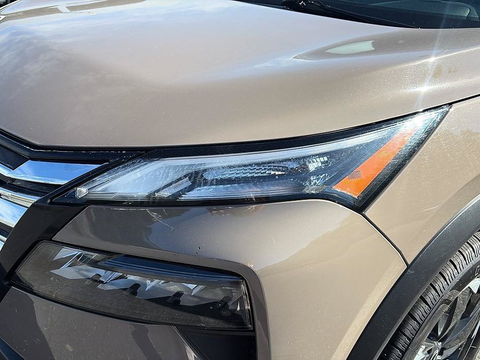 Certified 2025 Nissan Rogue SV AWD/4WD image 13