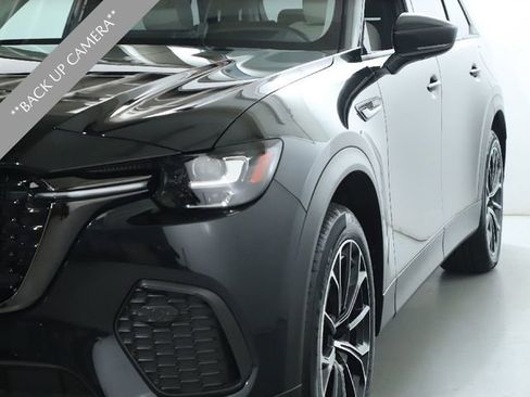 Certified 2025 MAZDA CX-70 Plug-In Hybrid w/ Premium Pkg image 6