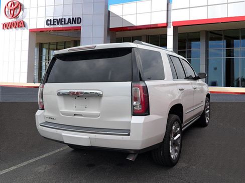 Used 2019 GMC Yukon Denali w/ Denali Ultimate Package RWD image 6