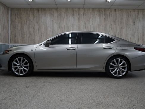 Used 2020 Lexus ES 350 F Sport w/ Accessory Package 2 FWD image 5