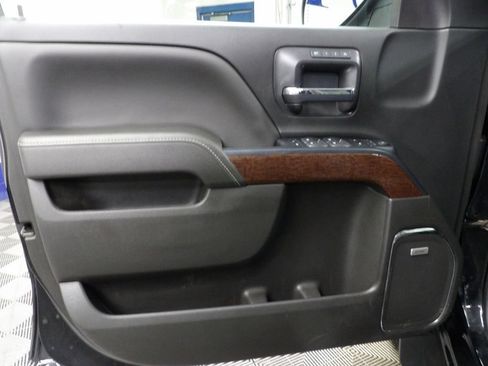 Used 2018 GMC Sierra 1500 SLT AWD/4WD image 48