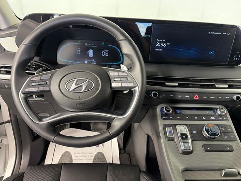 Used 2024 Hyundai Palisade XRT AWD/4WD image 3