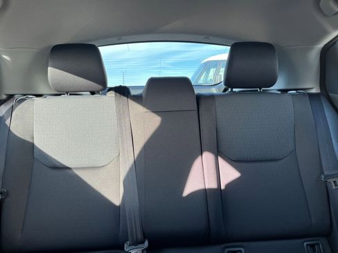 Used 2025 Toyota Prius LE image 37