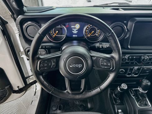 Used 2022 Jeep Wrangler Unlimited Sport AWD/4WD image 15