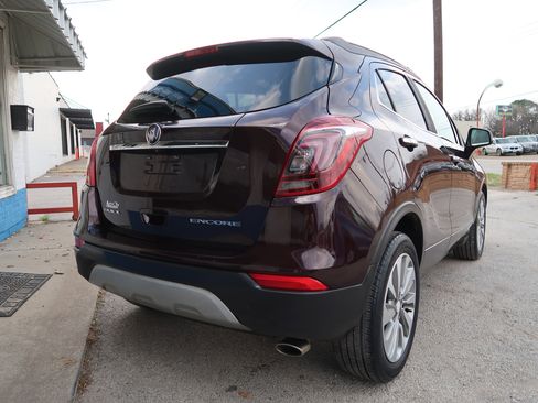 Used 2017 Buick Encore Preferred image 8