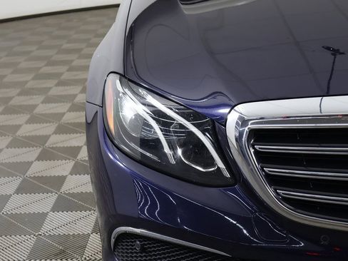Used 2017 Mercedes-Benz E 300 4MATIC image 14