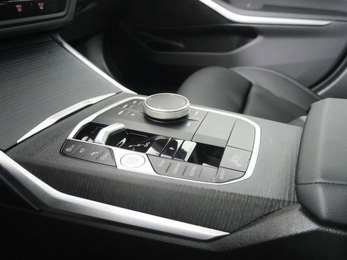 Used 2025 BMW 330i Sedan image 28