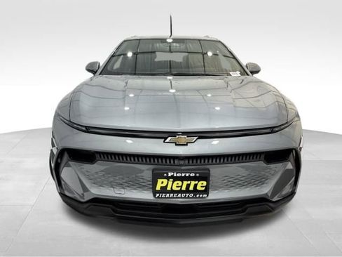 New 2026 Chevrolet Equinox EV LT image 6