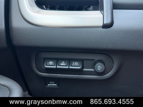 Used 2023 GMC Terrain Denali w/ Denali Premium Package AWD/4WD image 26