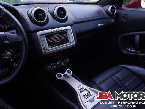Used 2014 Ferrari California RWD image 21