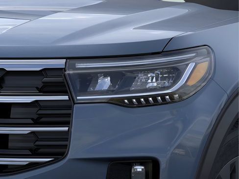 New 2026 Ford Explorer Active w/ Active Comfort Package AWD/4WD image 19