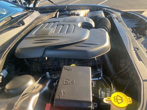 Used 2016 Chrysler 300 Limited image 34