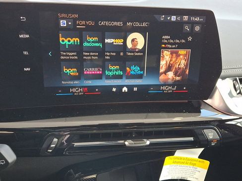 Certified 2025 BMW X1 xDrive28i w/ Convenience Package image 15