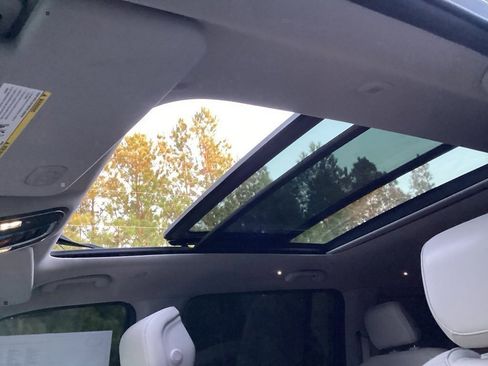 Used 2022 Jeep Wagoneer Series II w/ Premium Group I image 78