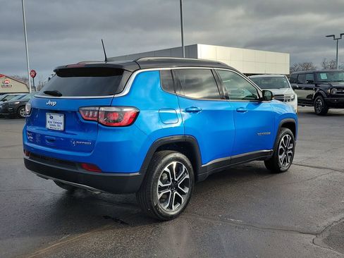 Used 2023 Jeep Compass Limited image 4