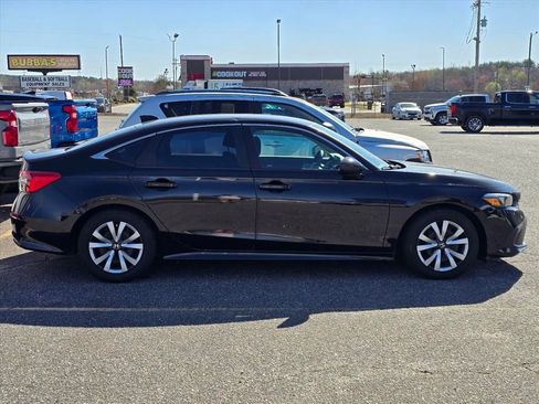 Used 2022 Honda Civic LX image 13