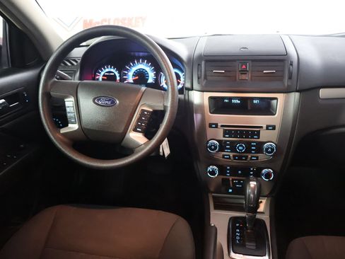 Used 2011 Ford Fusion SE FWD image 29