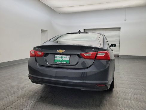 Used 2017 Chevrolet Malibu LT image 7