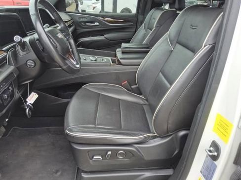 Used 2021 Cadillac Escalade ESV Premium Luxury w/ Driver Assist Tech Package RWD image 4