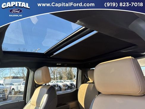 Certified 2022 Ford F150 Lariat w/ Equipment Group 502A High image 21