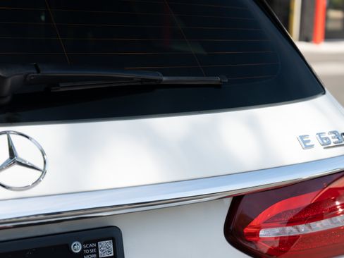 Used 2018 Mercedes-Benz E 63 AMG S image 52