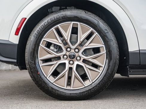 New 2025 Ford Mustang Mach-E Premium image 23