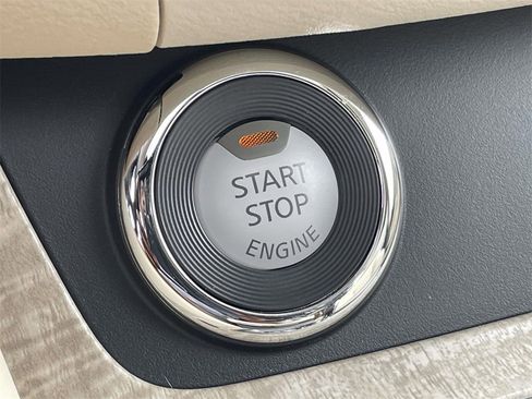 Used 2024 Nissan Murano SL image 27