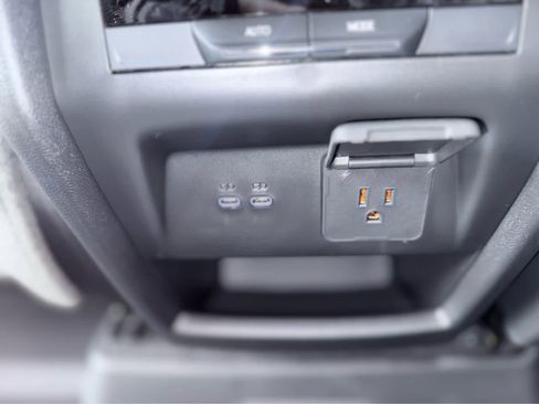 New 2026 Chevrolet Traverse Z71 w/ Enhanced Driving Package image 37