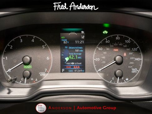 Used 2024 Toyota Corolla SE w/ Convenience Package FWD image 16