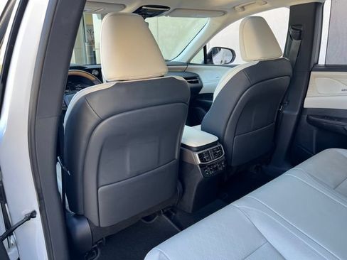 Used 2025 Lexus RX 350 w/ Convenience Package AWD/4WD image 41