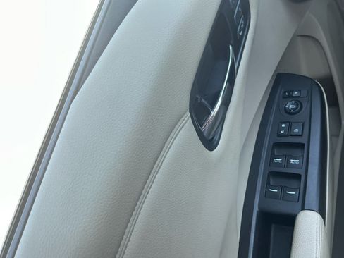 Used 2016 Acura RDX AWD w/ Advance Package image 16
