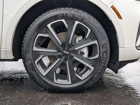 New 2026 Lincoln Nautilus Reserve image 12