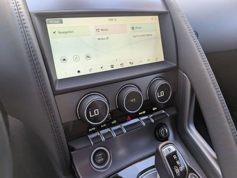 Used 2020 Jaguar F-TYPE P300 image 23