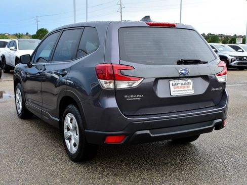 Used 2022 Subaru Forester AWD/4WD image 4