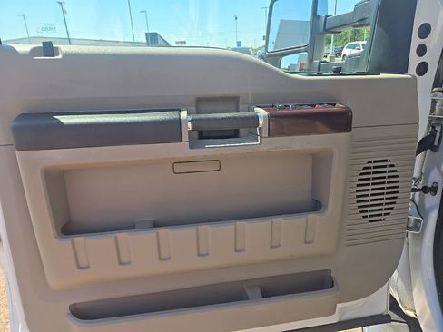 Used 2010 Ford F350 Lariat AWD/4WD image 14