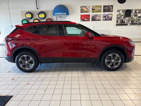 Certified 2023 Chevrolet Blazer LT w/ Convenience Package image 2