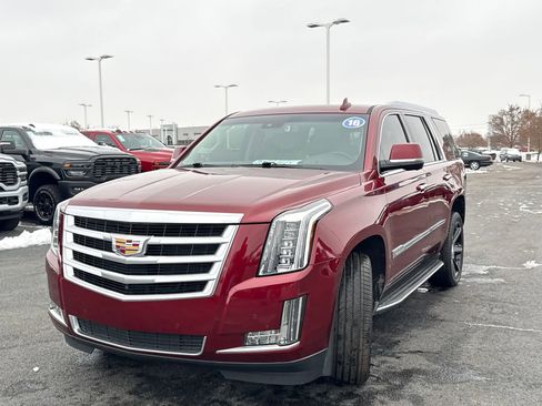 Used 2016 Cadillac Escalade Luxury image 7