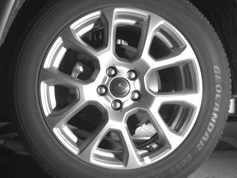 Used 2025 Jeep Compass Limited AWD/4WD image 14