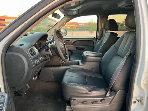 Used 2011 Chevrolet Tahoe LS image 10