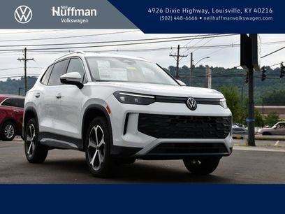 New 2025 Volkswagen Tiguan SE