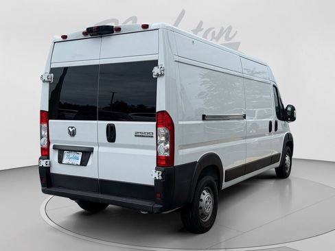 Used 2023 RAM ProMaster 2500 FWD image 6