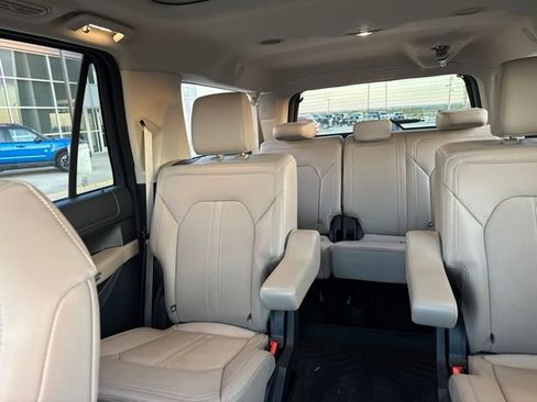 Used 2024 Ford Expedition Max Limited AWD/4WD image 8