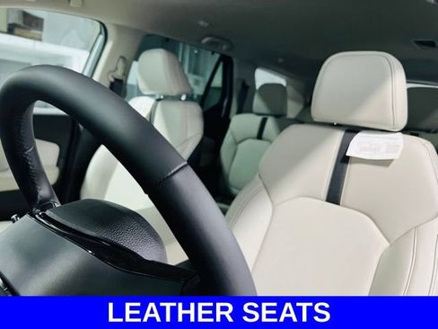 New 2026 Honda Pilot EX-L image 3